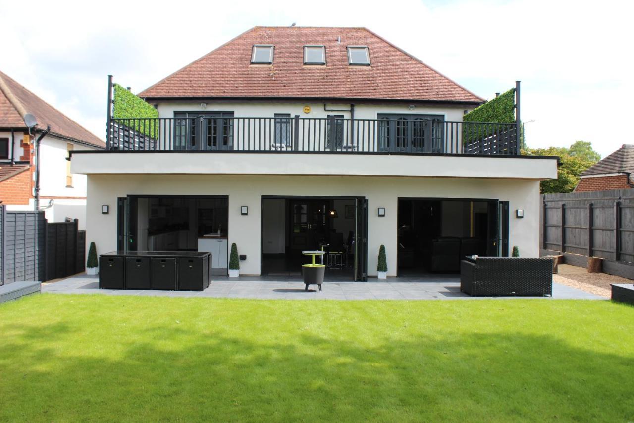 Modern Spacious House - Sleeps 16, Free Parking, Sun Terrace Nuneaton Buitenkant foto