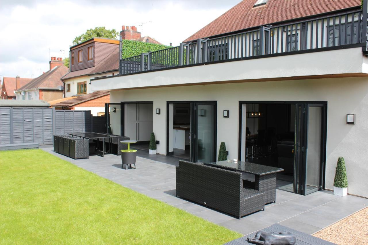 Modern Spacious House - Sleeps 16, Free Parking, Sun Terrace Nuneaton Buitenkant foto