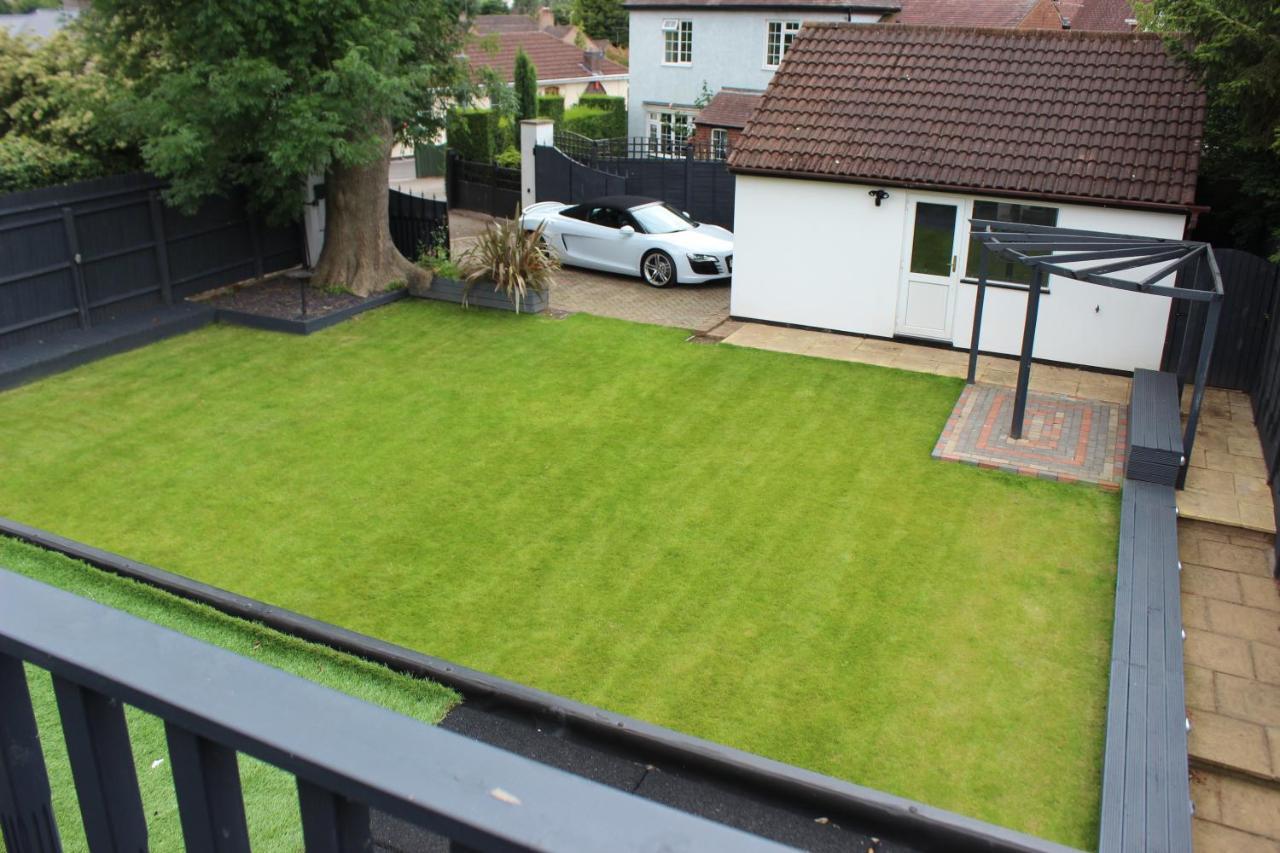 Modern Spacious House - Sleeps 16, Free Parking, Sun Terrace Nuneaton Buitenkant foto